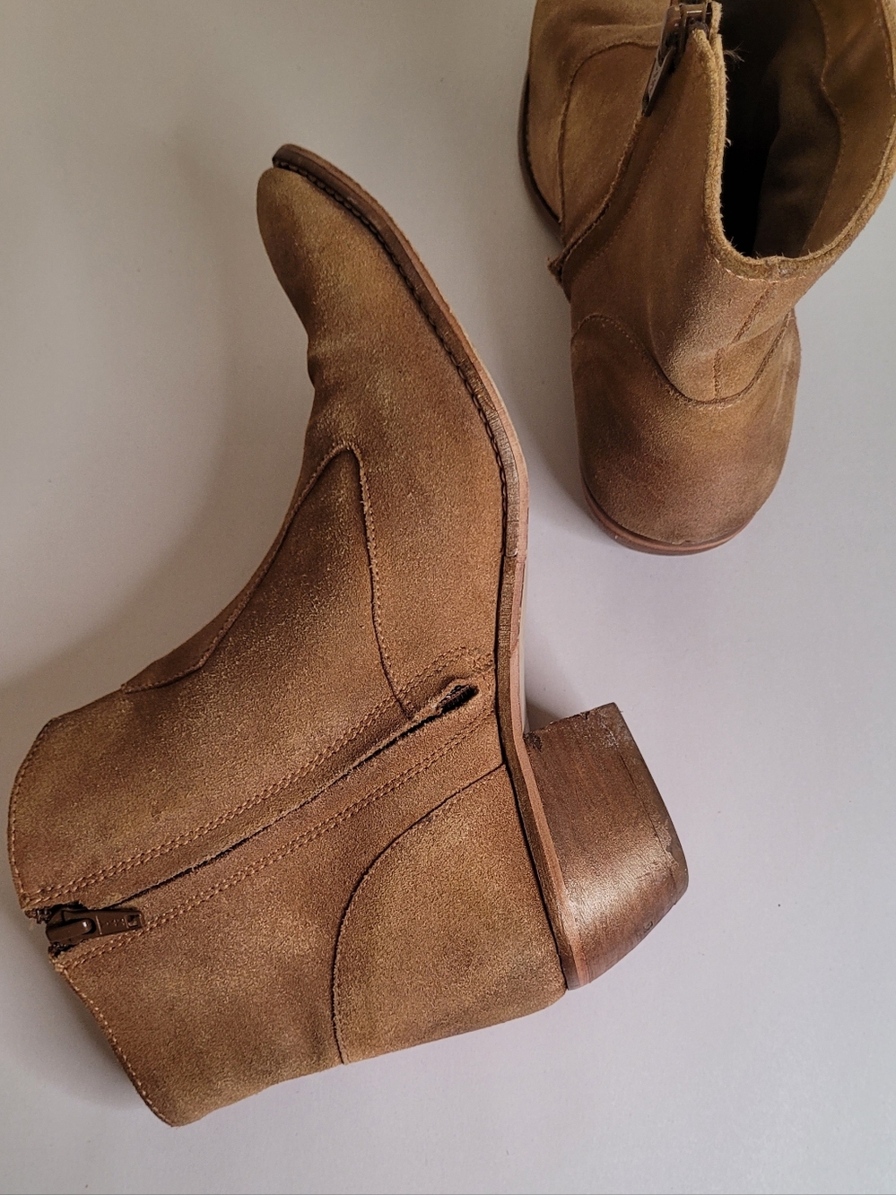 Diba Suede Booties 8.5 - Picture 7 of 10
